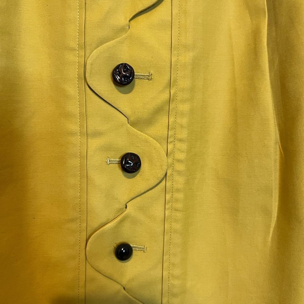 Chic Mauve for Anthropology Mustard Button-Down Pencil Skirt. Size 4 - Picture 3 of 6